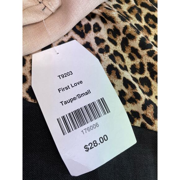 First Love Tie Front Tank Style Top, Strappy, Leopard, NWT, Small - Picture 7 of 7